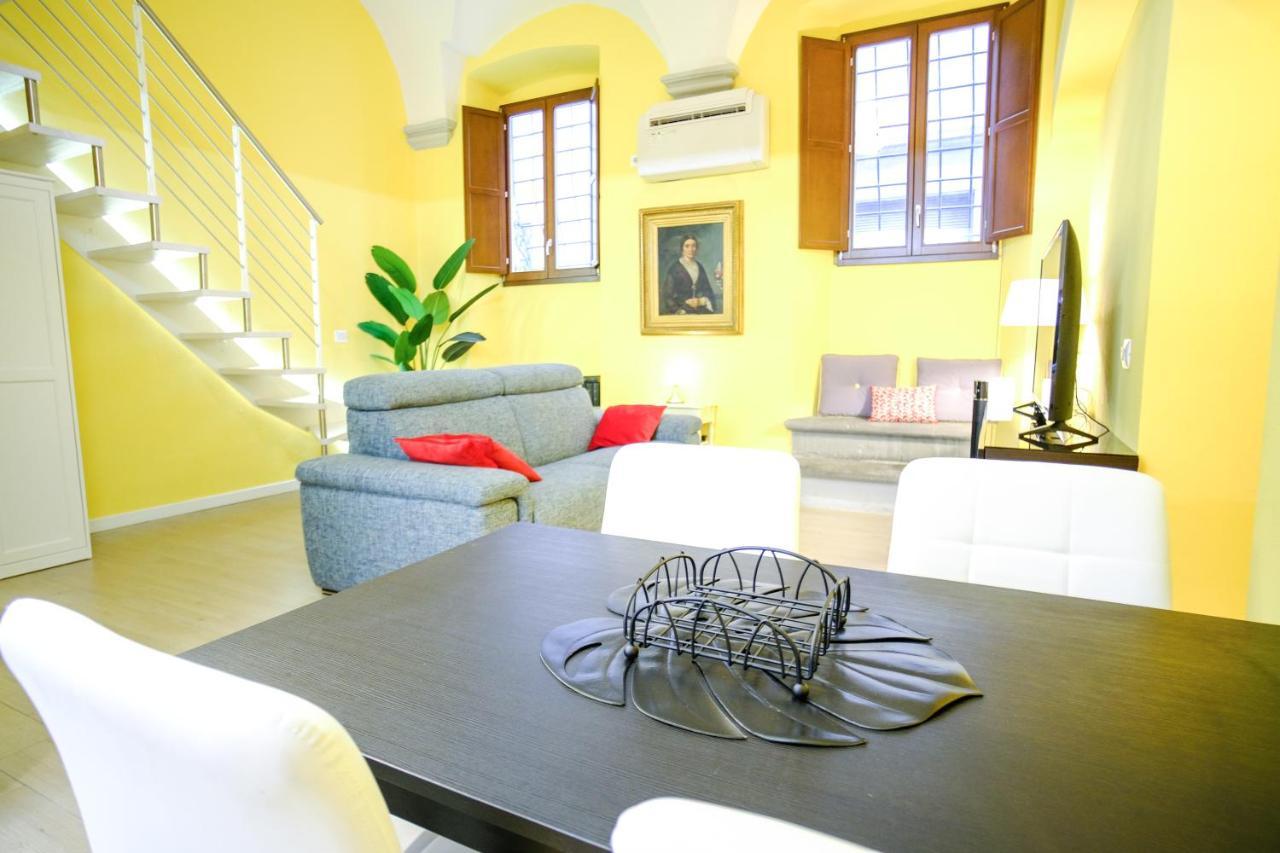 Fiorenza Boutique Apartment Firenze Bagian luar foto