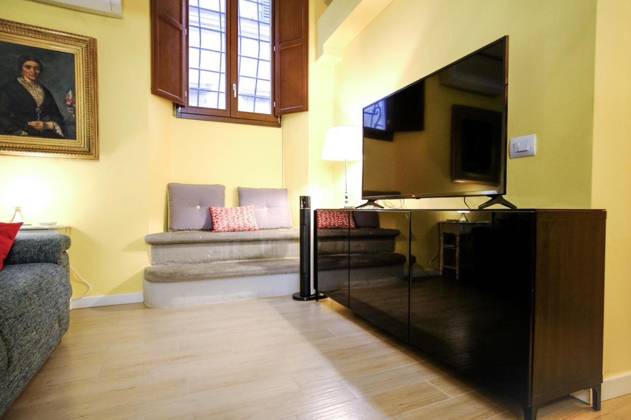 Fiorenza Boutique Apartment Firenze Bagian luar foto