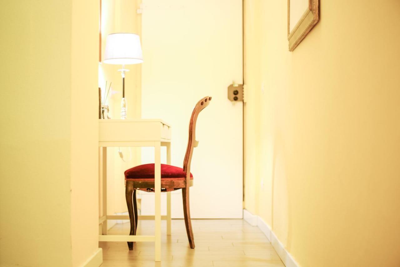 Fiorenza Boutique Apartment Firenze Bagian luar foto