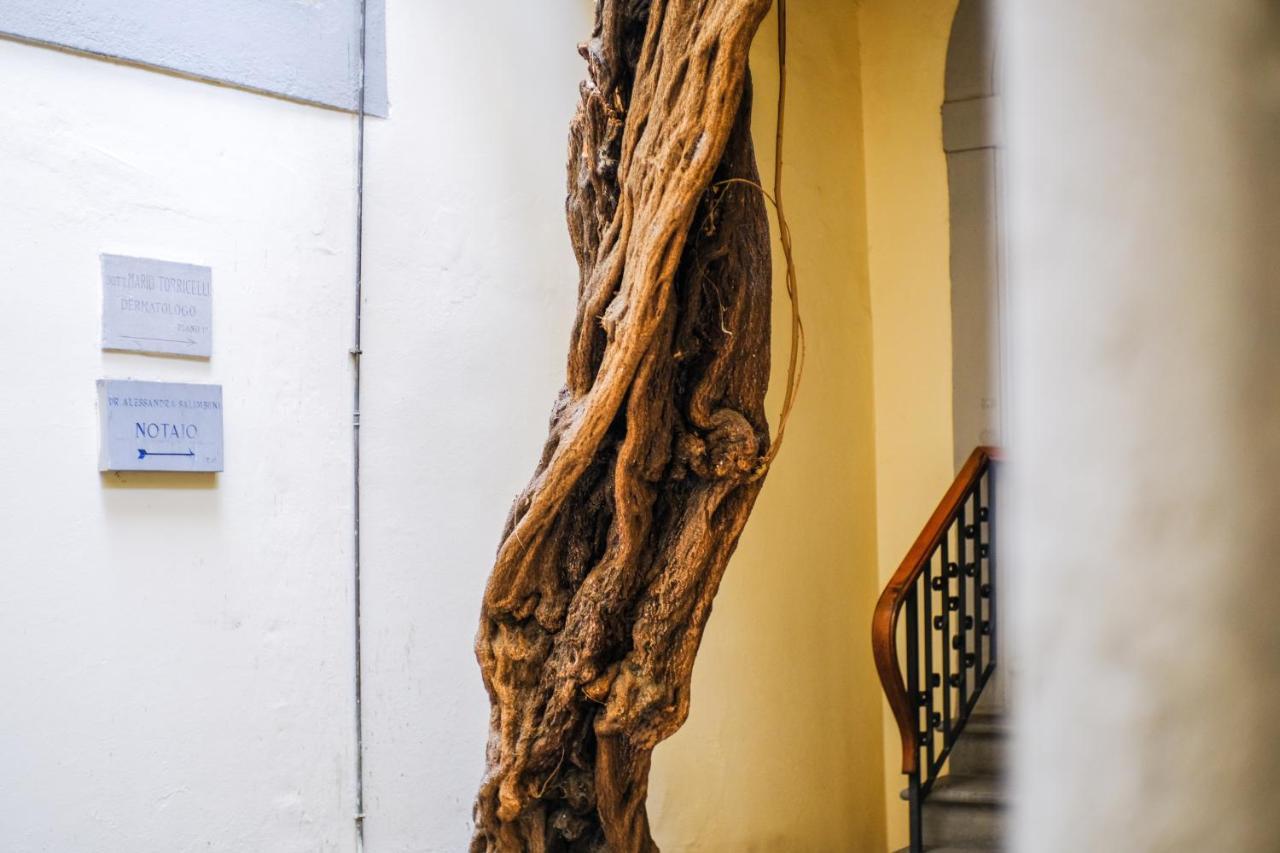 Fiorenza Boutique Apartment Firenze Bagian luar foto